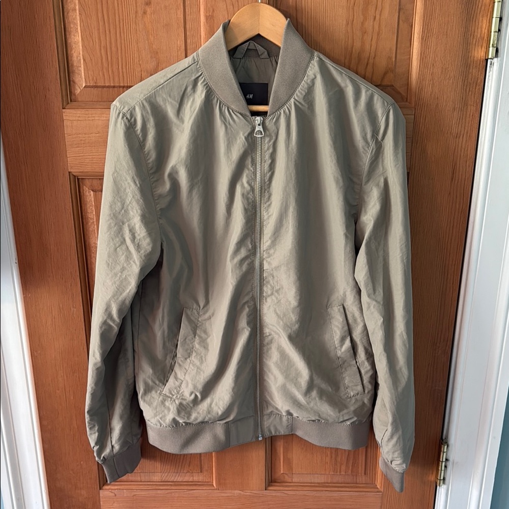 H&M Size Small Men's or Teen Boy Tan Bomber Jacket